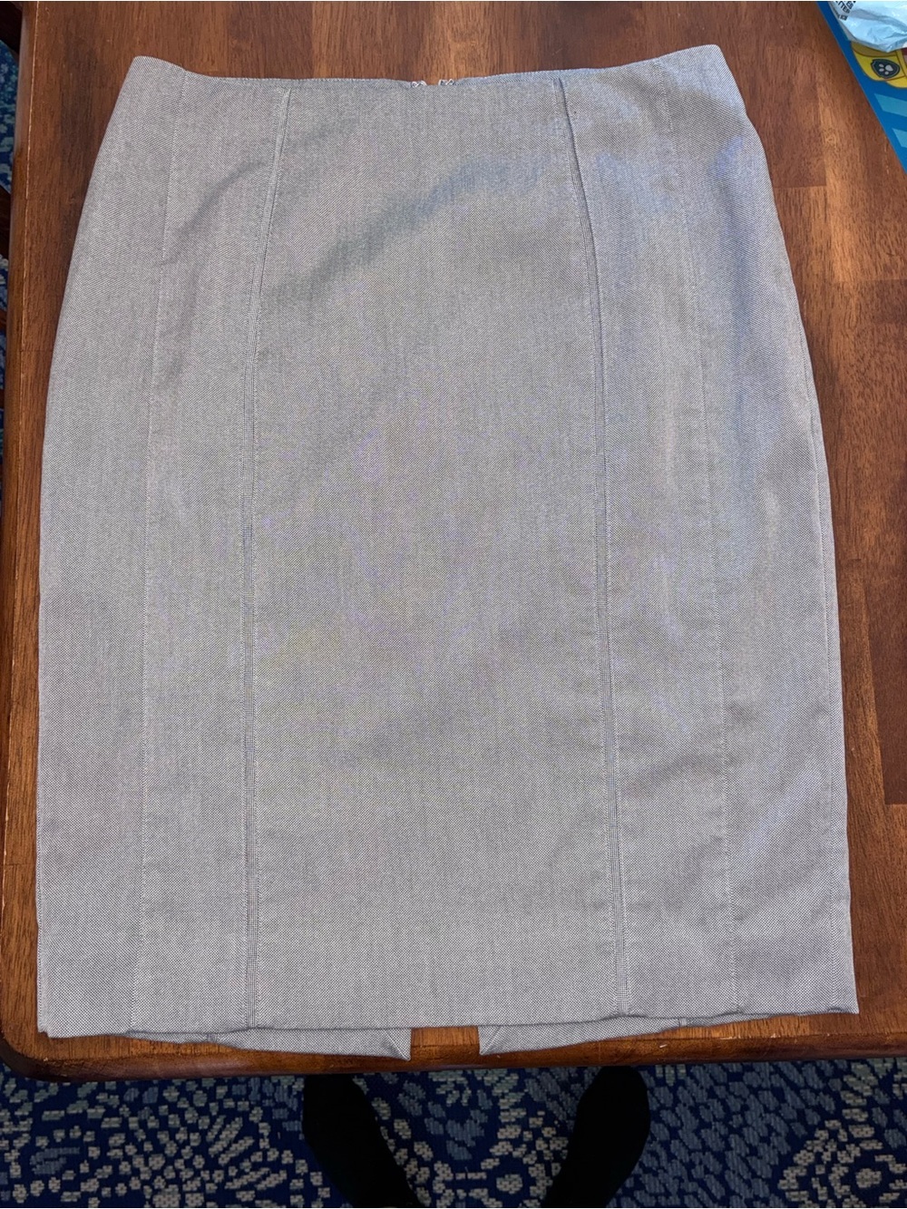 Classic Women's Gray Pencil Skirt Sz 8